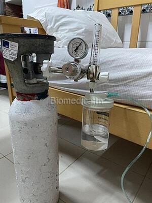 Medical pressure regulator + humidifier